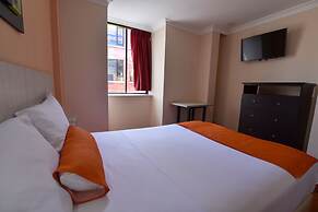 Hotel Mediterráneo Quito