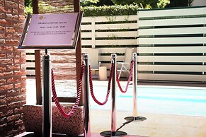 Luna Residence Hotel