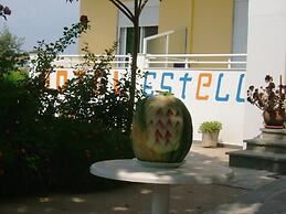 Estelle