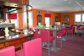 Fasthotel Artenay Orléans Nord