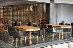 Acharnis Kavallari Hotel Suites