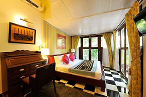 Zantiis Ndol Villas