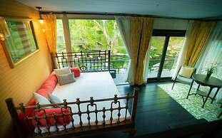 Zantiis Ndol Villas