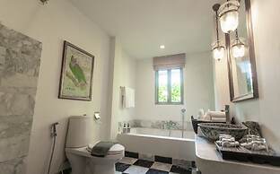 Zantiis Ndol Villas