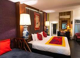 Zantiis Ndol Villas