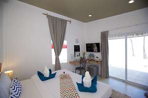 Lime & Soda Beachfront Resort