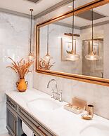 Yacht Classic Hotel - Boutique Class