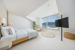 Yacht Classic Hotel - Boutique Class