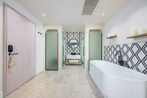Yacht Classic Hotel - Boutique Class