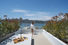 Yacht Classic Hotel - Boutique Class
