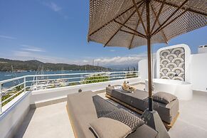 Yacht Classic Hotel - Boutique Class