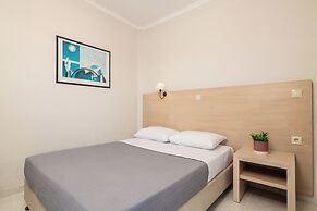 Karras Hotel