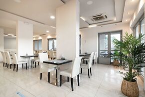 Karras Hotel