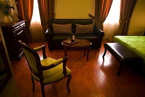 Andromeda Suites