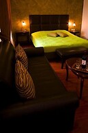 Andromeda Suites