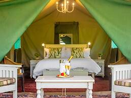 Khaya Ndlovu Safari Manor