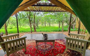 Khaya Ndlovu Safari Manor