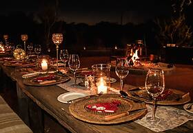 Khaya Ndlovu Safari Manor