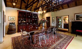 Khaya Ndlovu Safari Manor