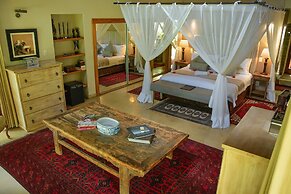 Khaya Ndlovu Safari Manor