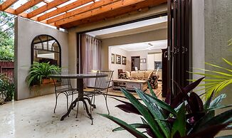 Khaya Ndlovu Safari Manor