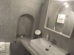Theodora Suites - Adults Only