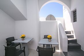 Theodora Suites - Adults Only