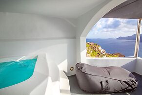 Theodora Suites - Adults Only