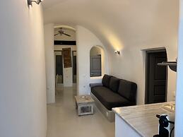 Theodora Suites - Adults Only