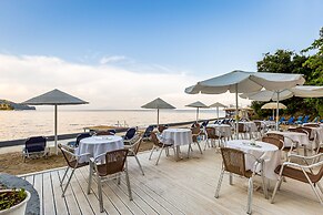 Oasis Hotel