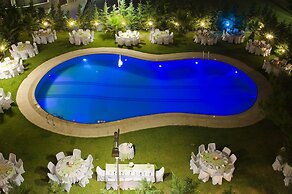 Parnis Palace Hotel Suites