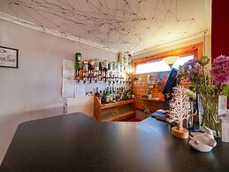 Orasay Inn