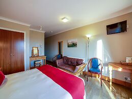 Orasay Inn