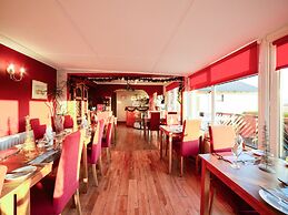 Orasay Inn