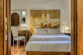 Luxury Navona