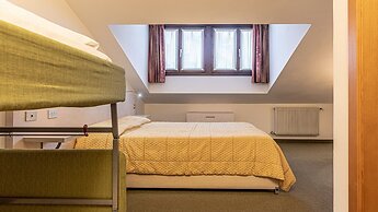 Hotel Alaska