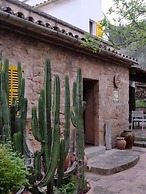 Hostal Residència Catalina Vera