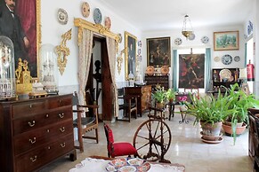 Hostal Residència Catalina Vera