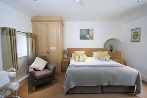 The Plough Inn