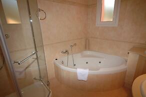 Marbella Beach Resort at Club Playa Real