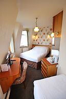 Headlands Hotel