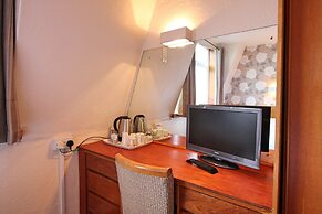 Headlands Hotel