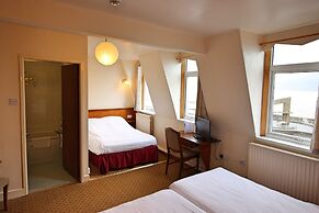 Headlands Hotel