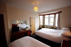 Headlands Hotel
