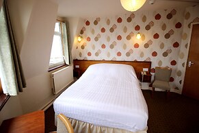 Headlands Hotel