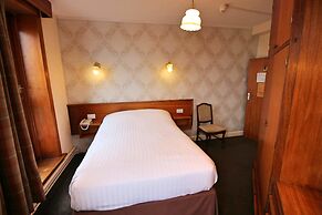 Headlands Hotel