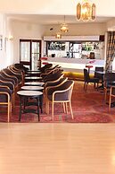 Headlands Hotel