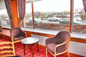 Headlands Hotel