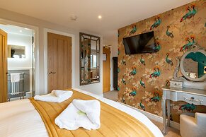 Holly Lodge Guest House