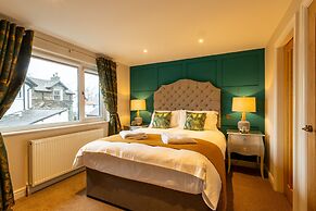 Holly Lodge Guest House